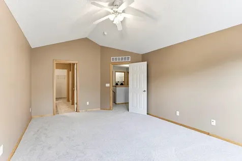 1713 Countryside Drive Shakopee MN 55379