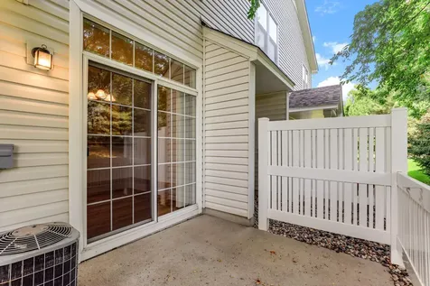 1713 Countryside Drive Shakopee MN 55379