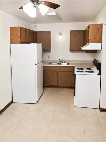 200 10th Avenue SE Fairfax MN 55332