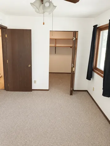 200 10th Avenue SE Fairfax MN 55332