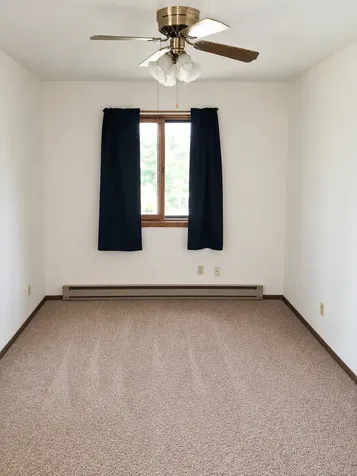 200 10th Avenue SE Fairfax MN 55332