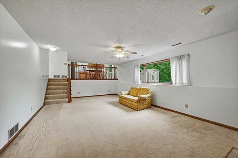 2522 S Windsor Lane Woodbury MN 55125