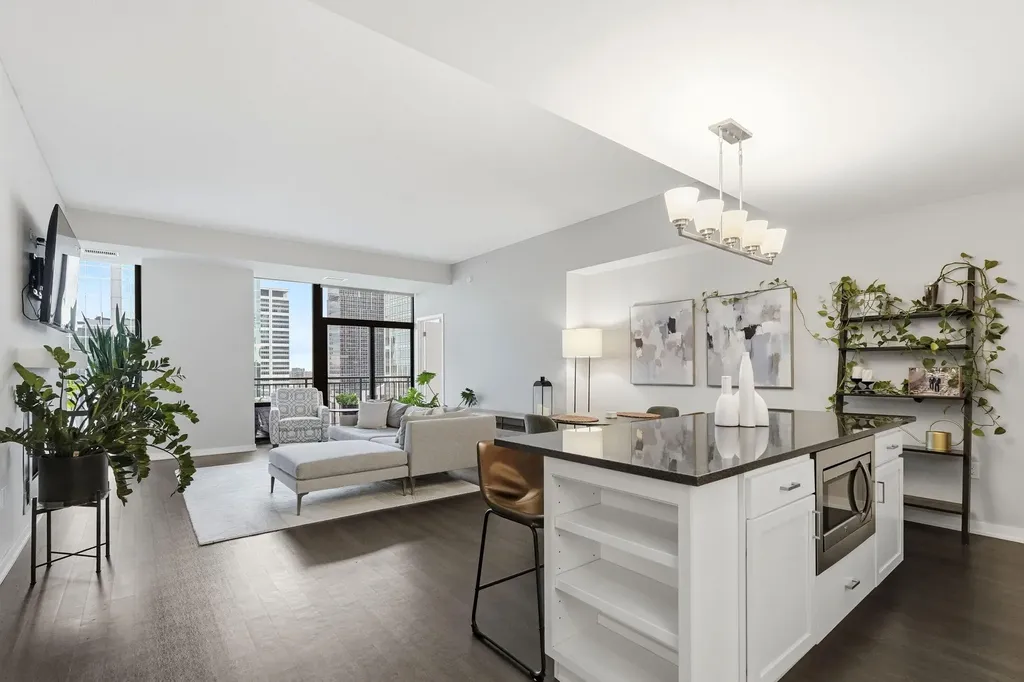465 Nicollet Mall Minneapolis MN 55401