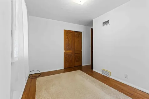 1624 4th Street S Moorhead MN 56560