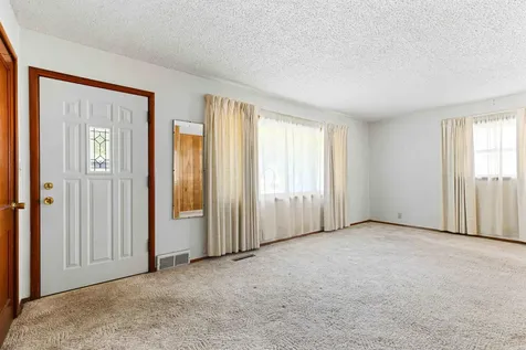 1624 4th Street S Moorhead MN 56560
