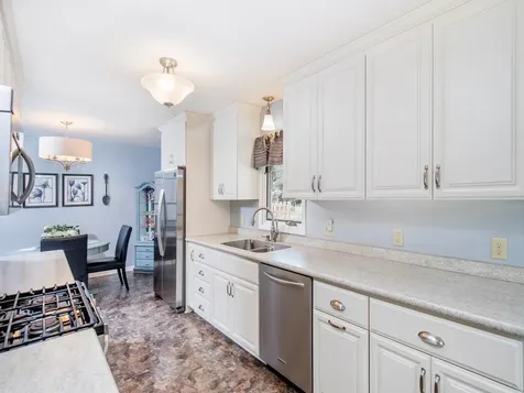 722 24th Avenue N South Saint Paul MN 55075