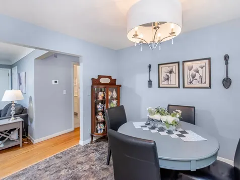 722 24th Avenue N South Saint Paul MN 55075