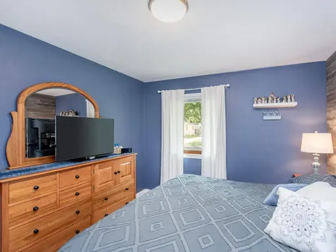 722 24th Avenue N South Saint Paul MN 55075