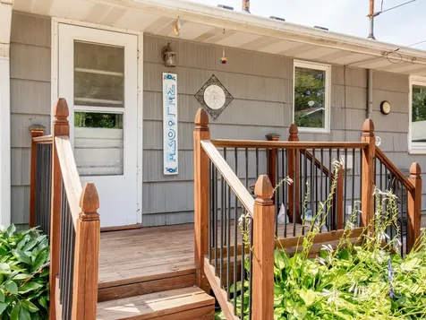 722 24th Avenue N South Saint Paul MN 55075