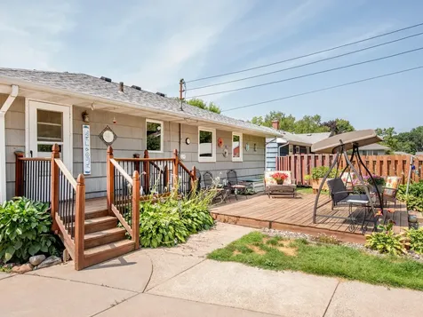 722 24th Avenue N South Saint Paul MN 55075