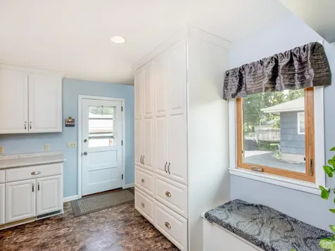 722 24th Avenue N South Saint Paul MN 55075