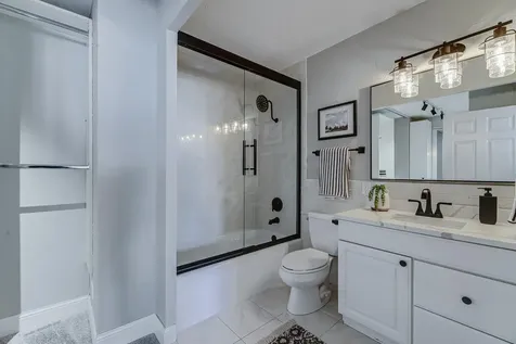 15 S 1st Street Minneapolis MN 55401