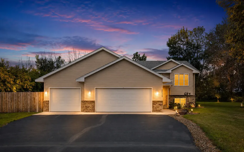 40533 Golden Avenue North Branch MN 55056