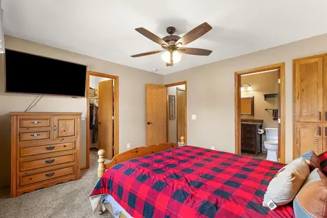 40533 Golden Avenue North Branch MN 55056