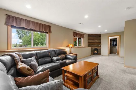40533 Golden Avenue North Branch MN 55056