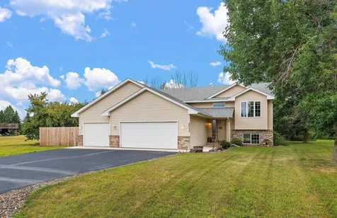 40533 Golden Avenue North Branch MN 55056