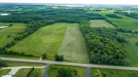 -XXX Roberds Lake Boulevard Faribault MN 55021
