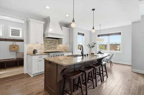 7495 Laurel Point Golden Valley MN 55426