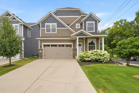 7495 Laurel Point Golden Valley MN 55426