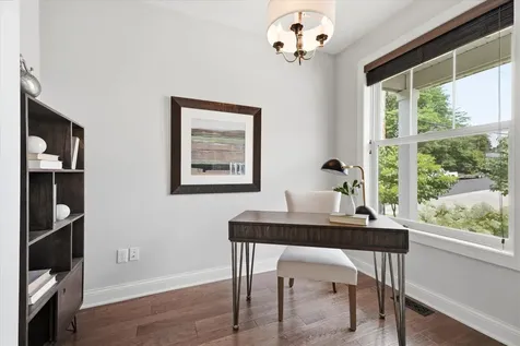 7495 Laurel Point Golden Valley MN 55426