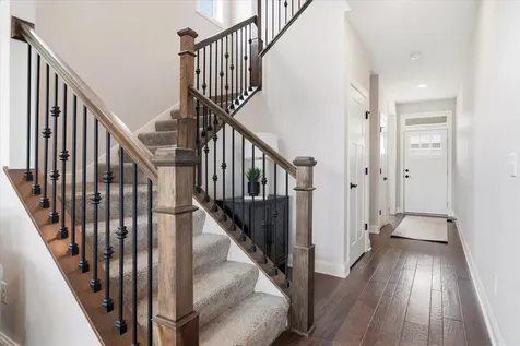 7495 Laurel Point Golden Valley MN 55426