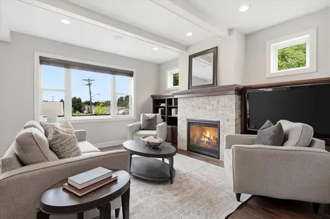 7495 Laurel Point Golden Valley MN 55426