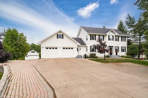 2827 Parkwood Lane Duluth MN 55811