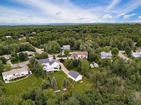 2827 Parkwood Lane Duluth MN 55811