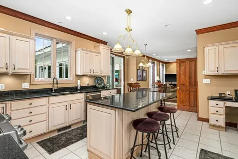 2827 Parkwood Lane Duluth MN 55811