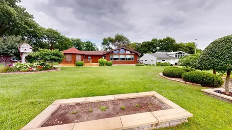 2017 Highland Avenue Albert Lea MN 56007