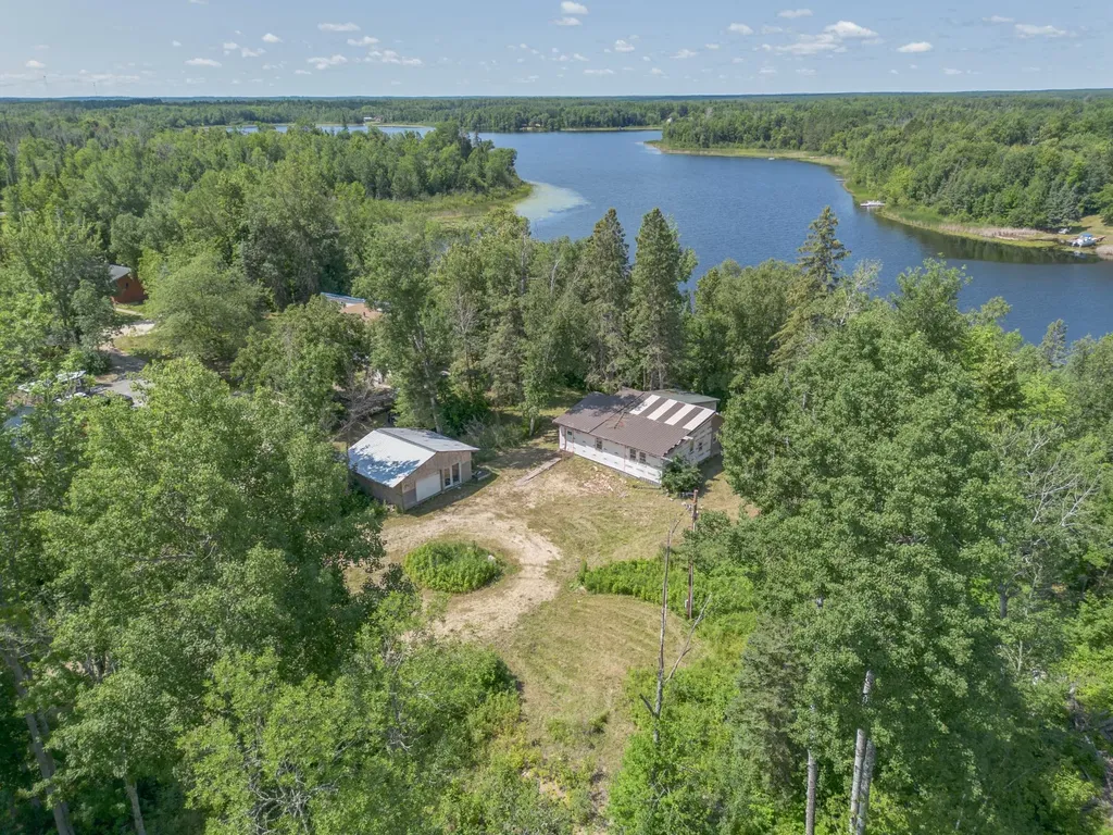 62038 Back Of The Bay Trail Bigfork MN 56628