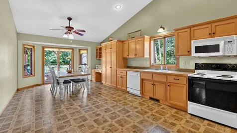 37336 Ivy Trail North Branch MN 55056