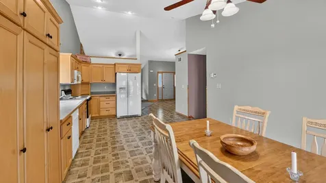 37336 Ivy Trail North Branch MN 55056
