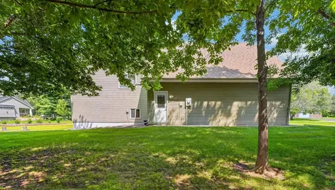 37336 Ivy Trail North Branch MN 55056