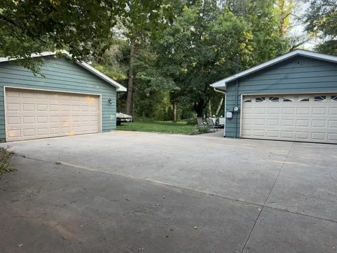 16925 13th Avenue N Plymouth MN 55447