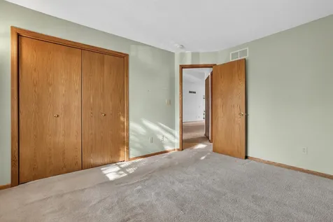 5216 Gemstone Lane NW Rochester MN 55901