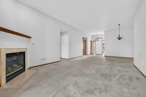 5216 Gemstone Lane NW Rochester MN 55901