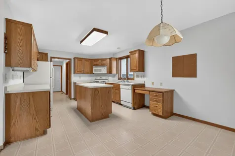 5216 Gemstone Lane NW Rochester MN 55901