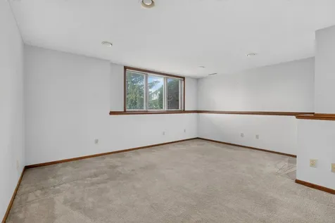 5216 Gemstone Lane NW Rochester MN 55901