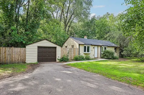 7712 Lakeview Lane NE Spring Lake Park MN 55432