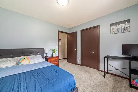 22363 Jed Drive Rogers MN 55374