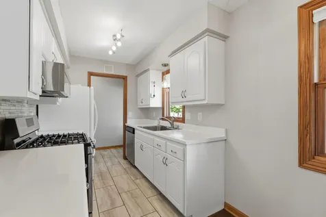 443 Cord Circle New Brighton MN 55112