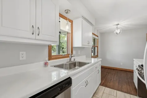 443 Cord Circle New Brighton MN 55112