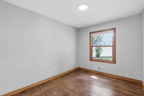 443 Cord Circle New Brighton MN 55112