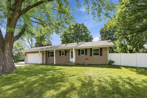 443 Cord Circle New Brighton MN 55112