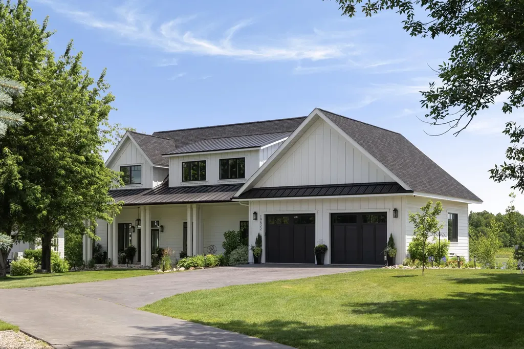 19522 Love Lake Road Brainerd MN 56401
