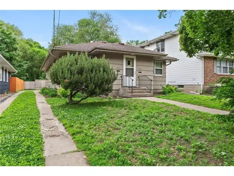 917-919 Weeks Avenue SE Minneapolis MN 55414