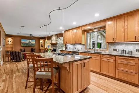 18677 Ponderosa Court Eden Prairie MN 55347