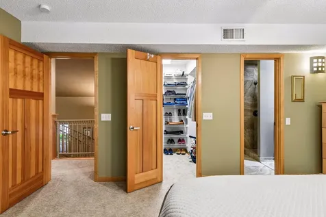 18677 Ponderosa Court Eden Prairie MN 55347