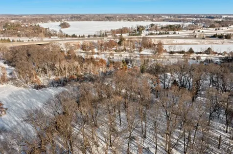 Lot 5 Central Drive NE Cambridge MN 55008